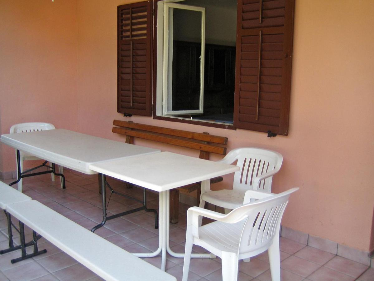 Family Friendly Seaside Apartments Vlasici, Pag - 4319 Luaran gambar