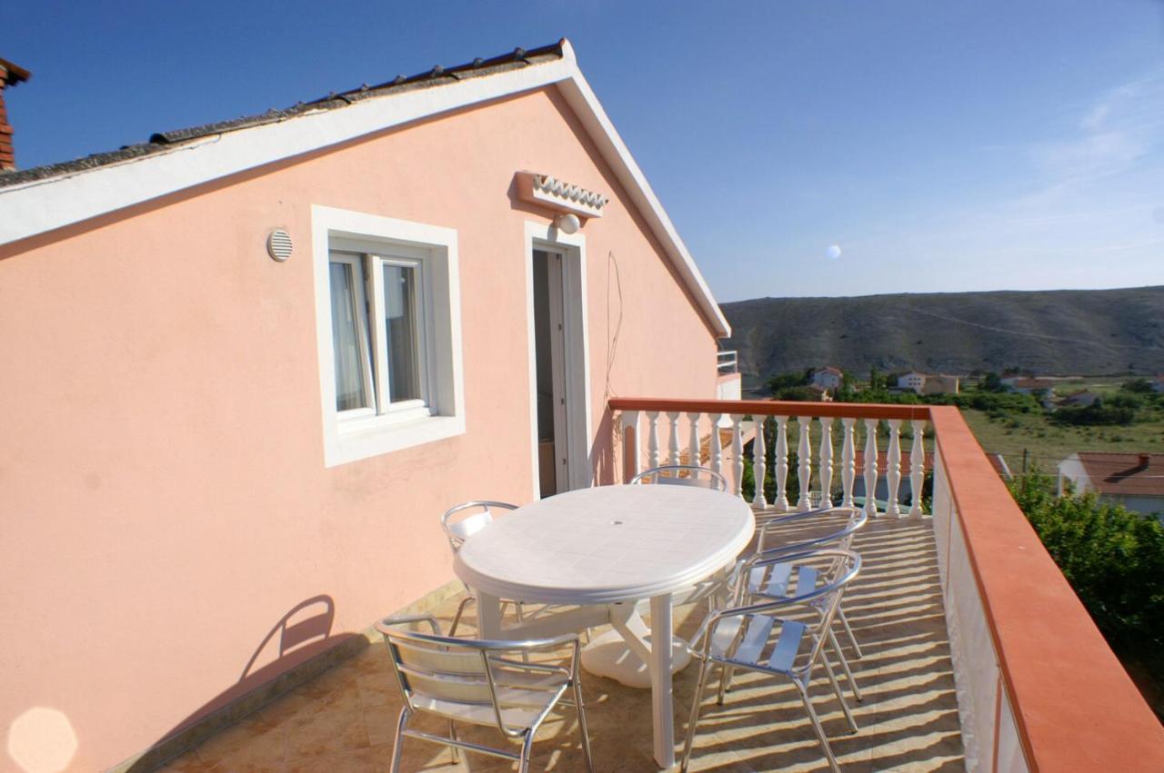 Family Friendly Seaside Apartments Vlasici, Pag - 4319 Luaran gambar