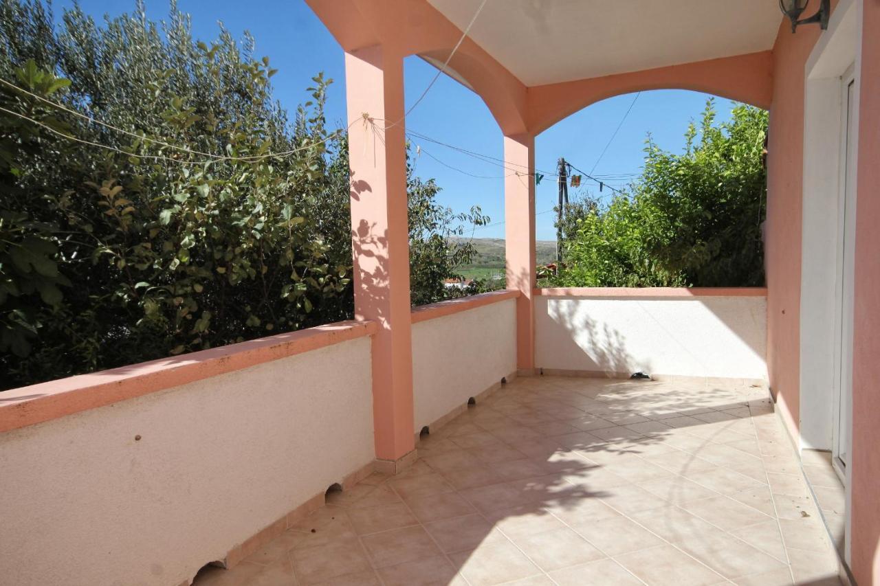 Family Friendly Seaside Apartments Vlasici, Pag - 4319 Luaran gambar